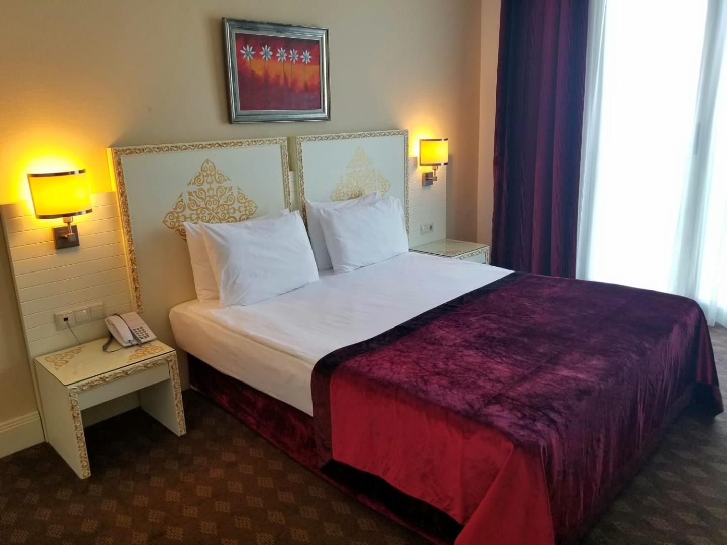 Crystal Admiral Resort Suites & Spa Kızılot Екстериор снимка