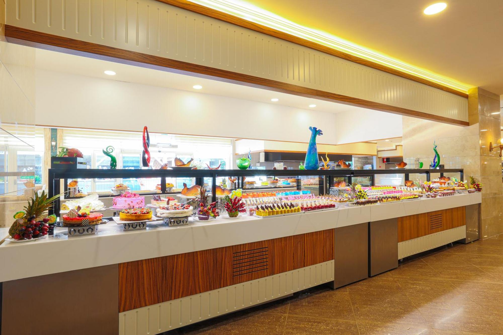 Crystal Admiral Resort Suites & Spa Kızılot Екстериор снимка